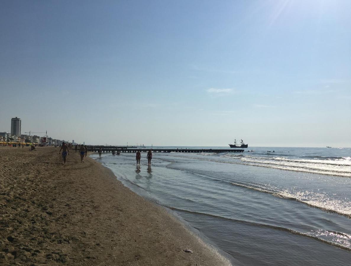 Apartamento Zzznon Attivo Ex Dl5 E Dl6 Lido di Jesolo Exterior foto